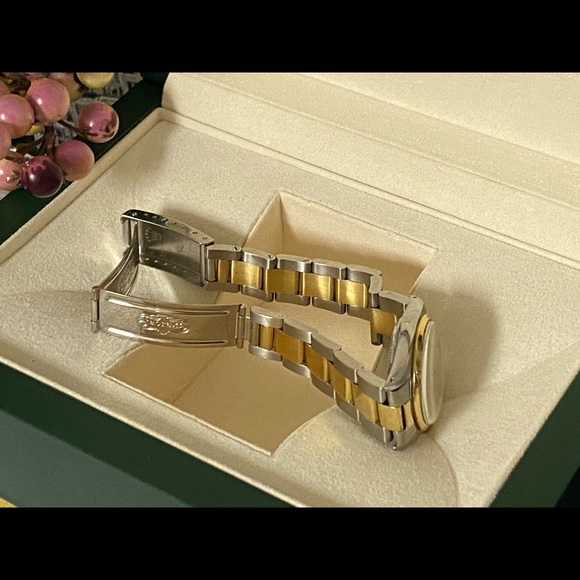 ROLEX DATEJUST 29mm TWO TONE - Picture 10 of 12